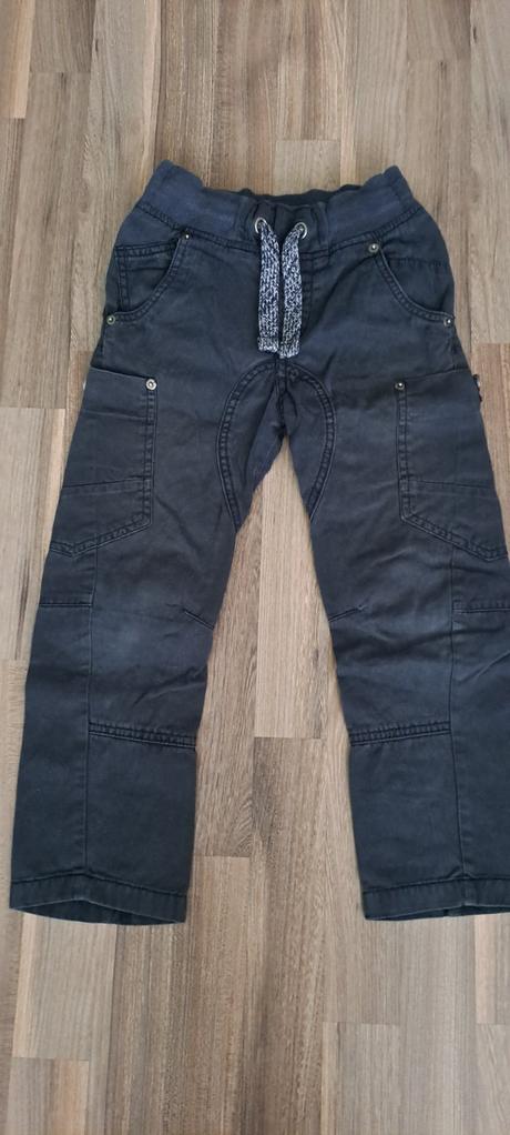Tmavomodré nohavice kapsáče, zn. f&f, veľ. 122, f&f,122