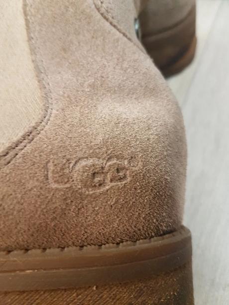 Ugg kožené kotnikove čižmy, ugg,39