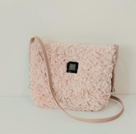 Dievčenské kabelky,