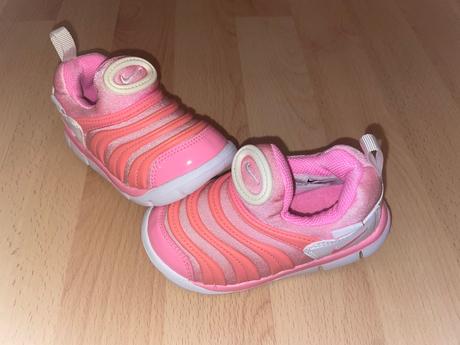 Nike tenisky, nike,23