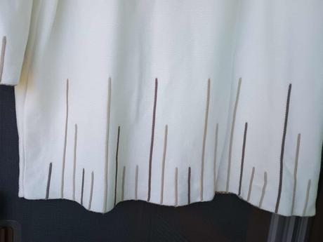 Hrubší svetrík, <50