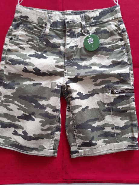 Šortky, c&a,140