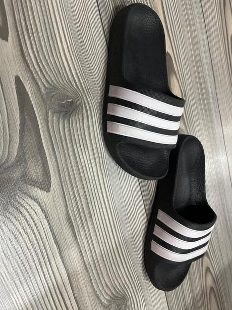 Šlapky, adidas