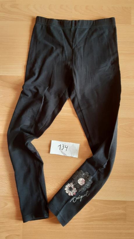 Leginy, desigual,134