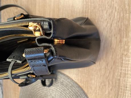 Original prada saffiano lux galleria double zip, prada