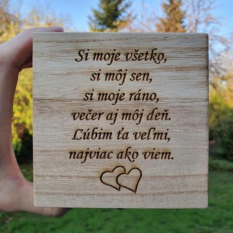 Drevené hodinky royal,