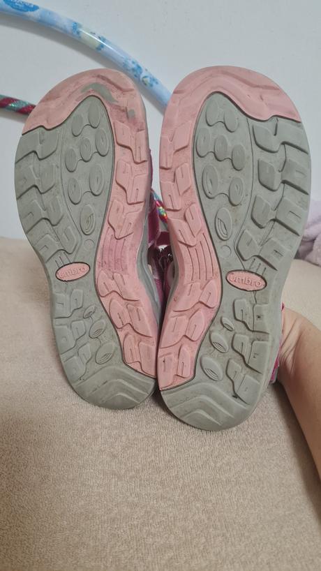 Sandále veľ 35, umbro,35