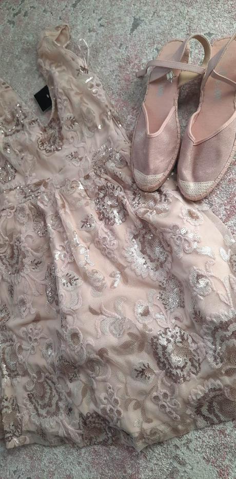 Saty pre paradnicu+topanky gratis, mohito,s