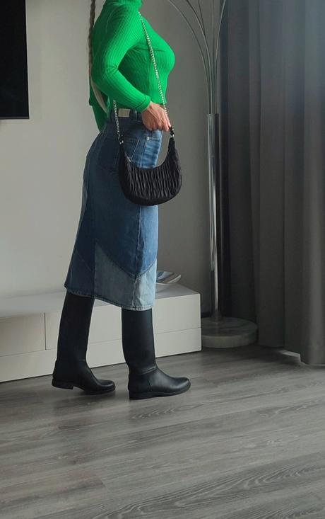 Kabelka, stradivarius