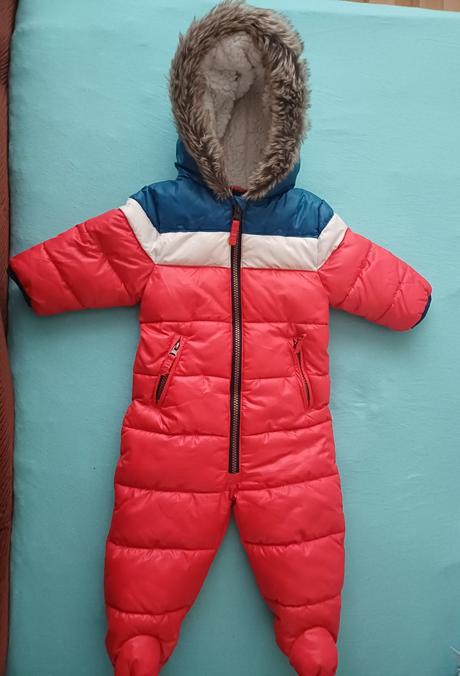 Zimný overal veľ. 6-9 mes., 74