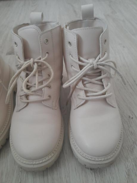 Členkové čižmy, 34