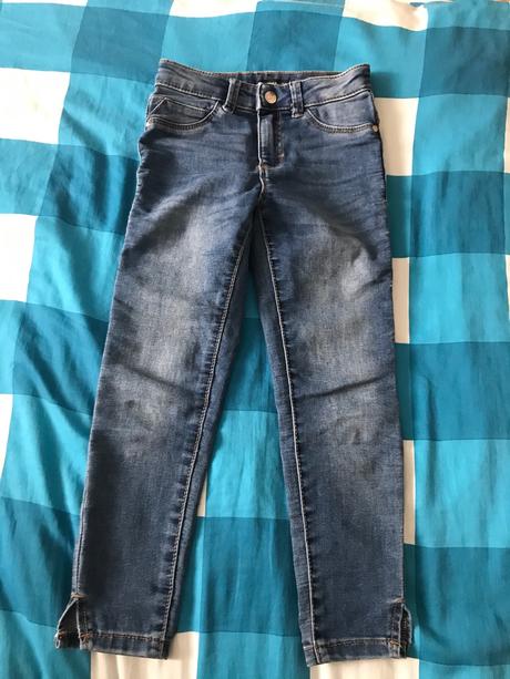 Pohodlne mäkké slim riflicky, reserved,122