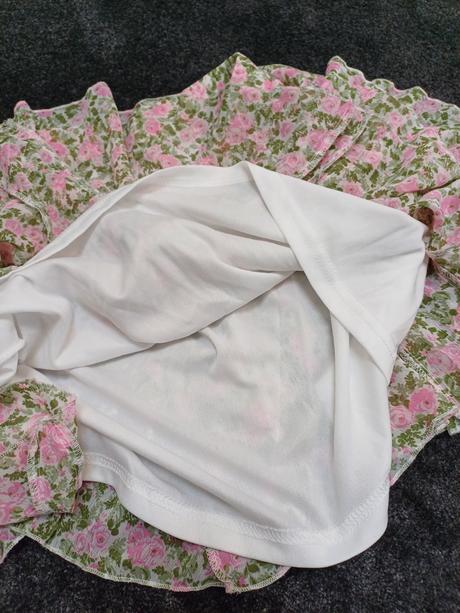 Letna sukna v.38 kvietkovana, 38