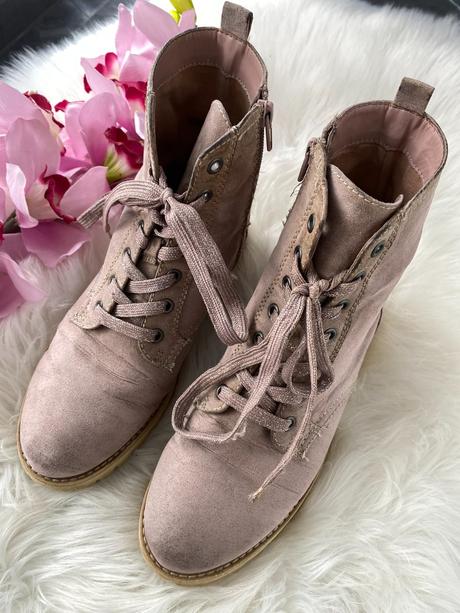 Ružové topánky, 39