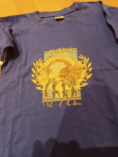 Grecke tričká, 104