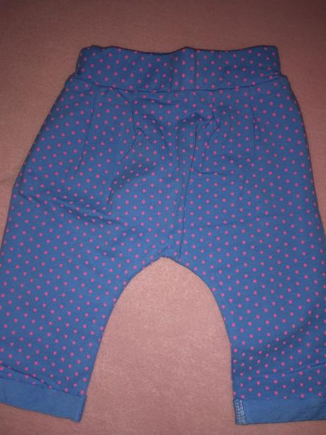 Komplet s pudlovymi gatami, 62