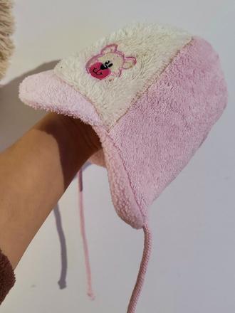 Čiapočka teplá, 74