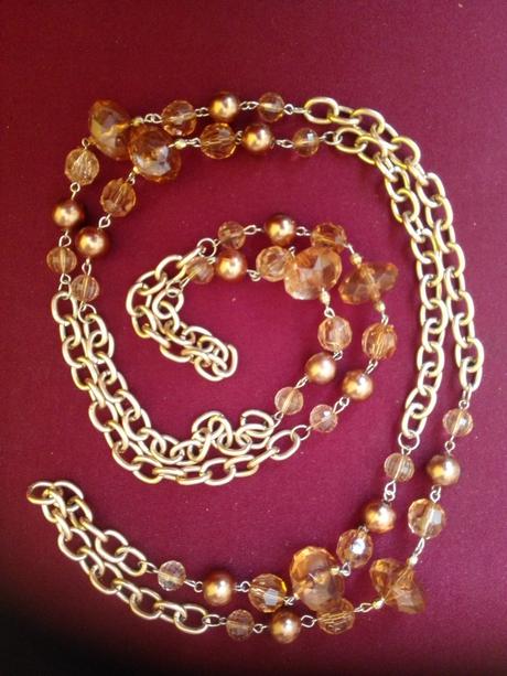 Náhrdelníky mix materiálov, bižutéria,