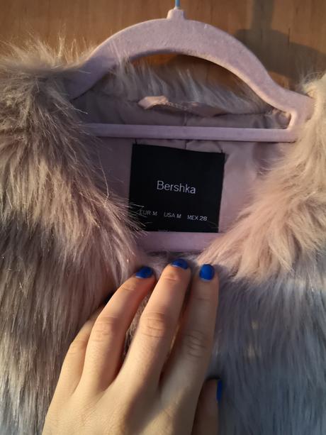 Kožušinová vestička, bershka,m