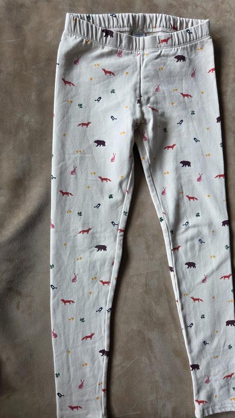 Legíny lindex veľ.128 super stav, lindex,128