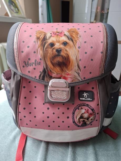 Dievčenská školská taška, 