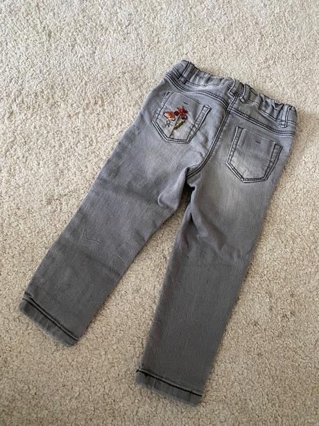 Rifle next s kvetinovou výšivkou, next,86