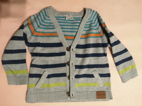 Svetrík na gombíky, f&f,74