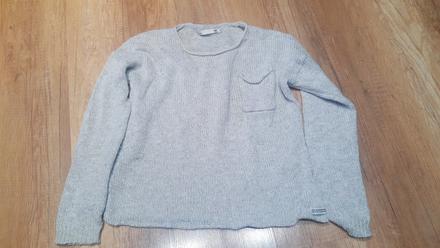 Dievčenský sveter, 146