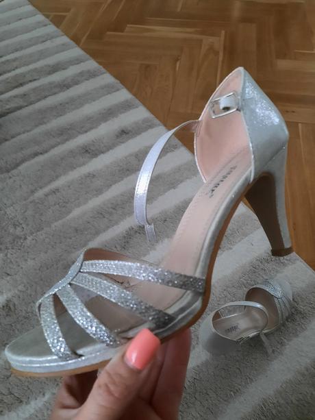 Krásne a pohodlné sandálky, 39