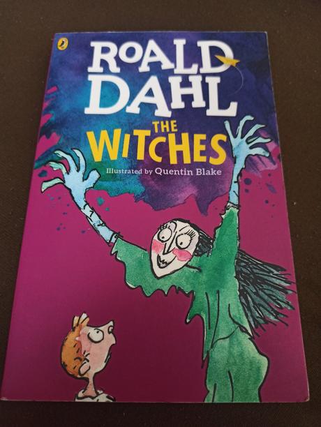 26_ kniha_the witches,
