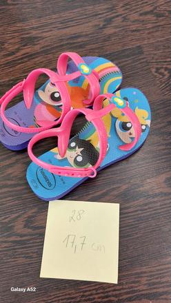 Sandálky havaianas, 28