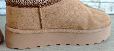 Semišové čižmy/ našuchovačky, štýl "ugg", sinsay,39