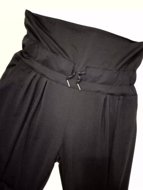 Dámske tepláky  č36/38, 38