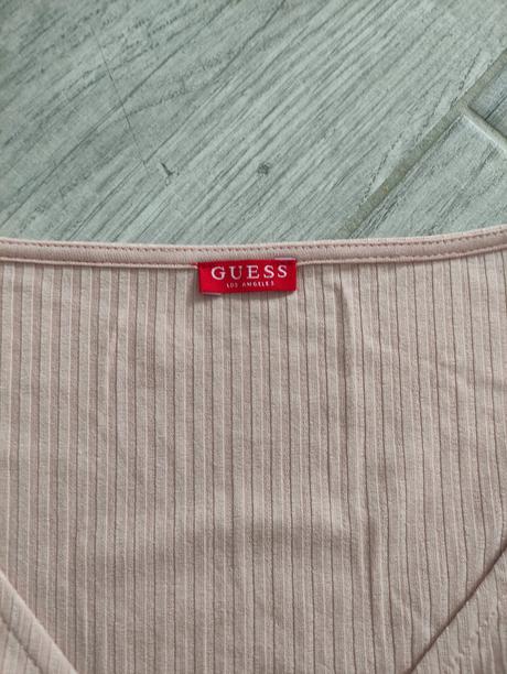 Rebrovane tričko, guess,s