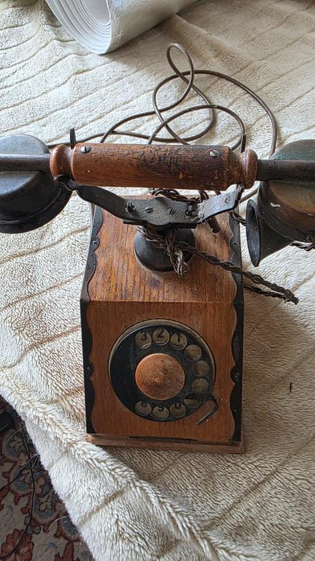 Retro telefon,