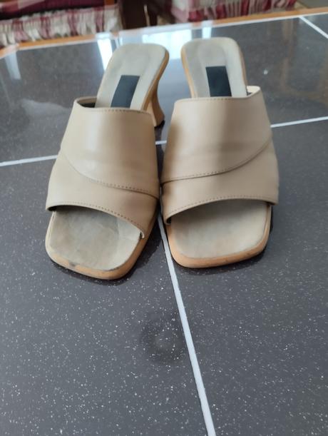 Šľapky na podpätku, 37