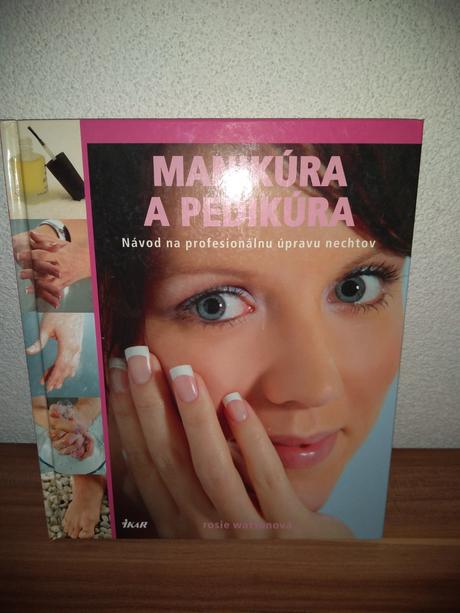 Kniha o manikure a pedikure, 