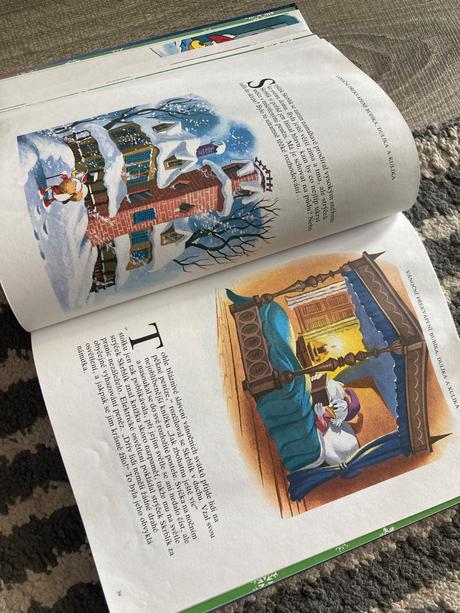 Veselé vánoce s myšákem mickeym walt disney (1992), 