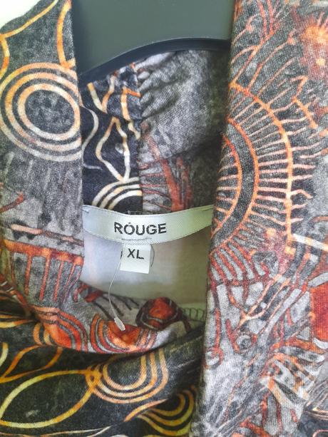 Rouge, xl