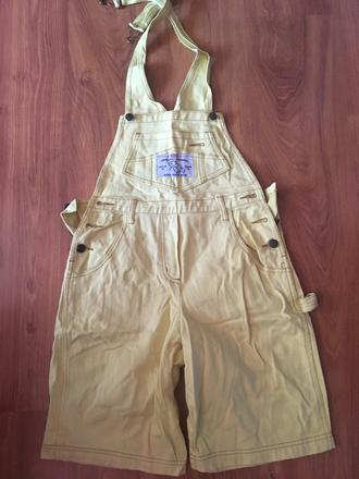 Kraťasy na traky, 152