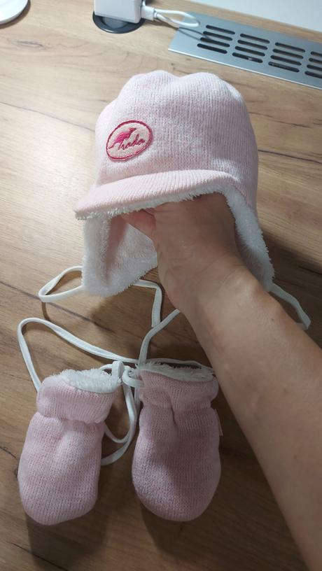 Rada - suprava  ciapka + rukavicky, velk.42-44 cm., rada,<50