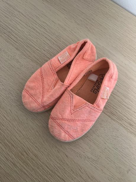 Neonové slip on, reserved,24