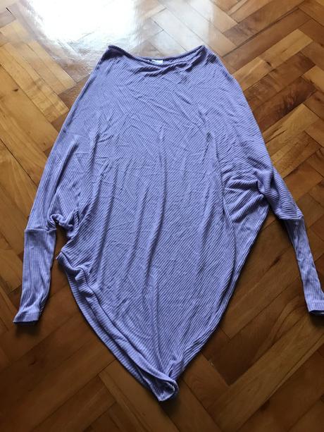 Fialové tričko - asymetrické, bonprix,44