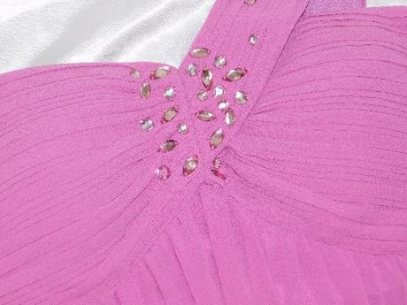 Luxusne slavnostne saty, 36