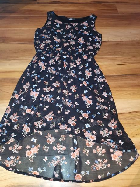 Krásne letné šaty 146-152, 152