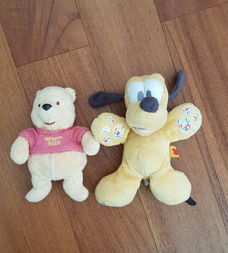 Macko pooh a pluto,