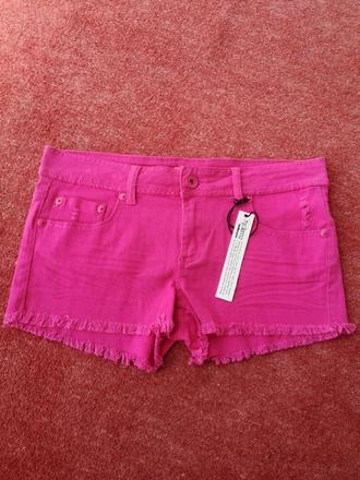 Dollhouse dámske šortky veľkosť m, m
