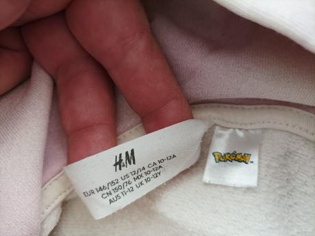 Mikina pokémon, h&m,146