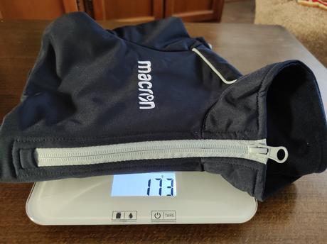 Predám chlapč. macron mikinu vo veľ. 3xs, 122