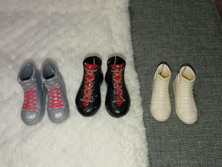 Topánky pre kena 2, 